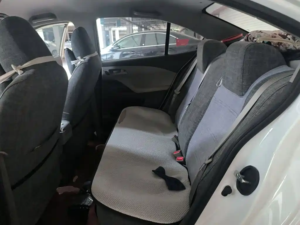 Chevrolet Sail 2017 2015 Sail 3 1.3L AMT Ideal Edition
