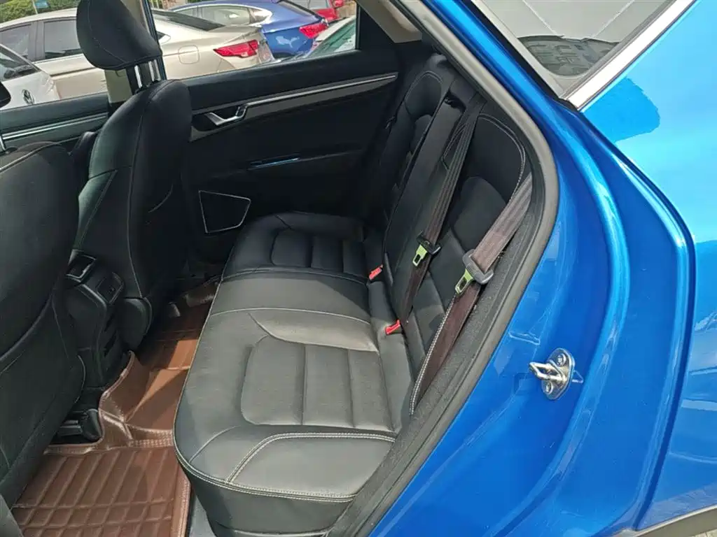 Geely Emgrand GS 2016 2016 Elegance Edition 1.3T Automatic Premium