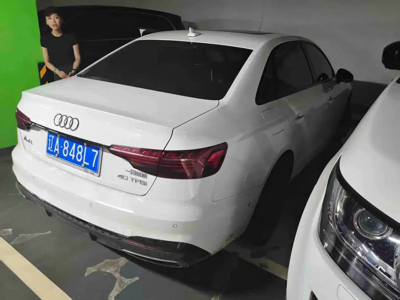 Photo 8 - Audi A4L