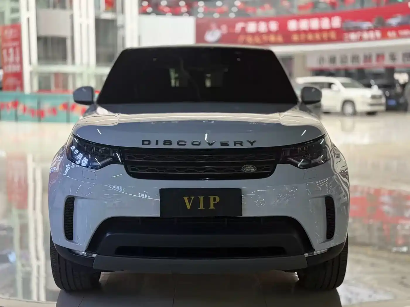 Фото 2 - Land Rover Discovery