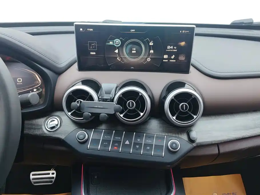 WEI PAI WEI BRAND VV7 GT