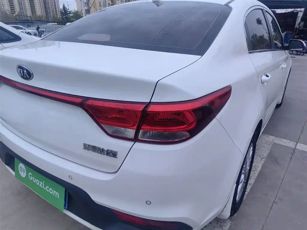 Kia K2 2017 Sedan 1.4L MT 15th Anniversary Special Edition GLS фото 8