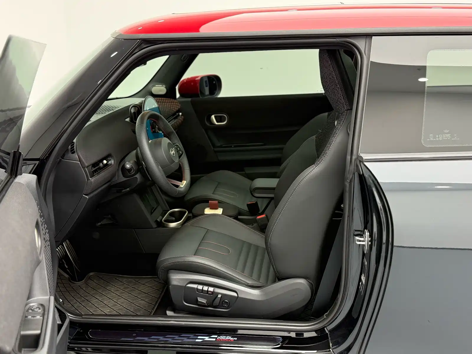 Фото 13 - MINI JCW