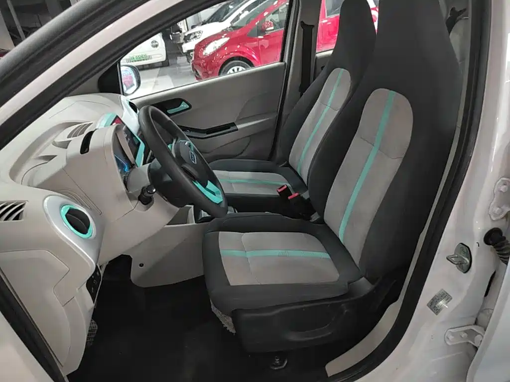 JMCG New Energy Little Kirin 2025 2024 201km Comfort Model