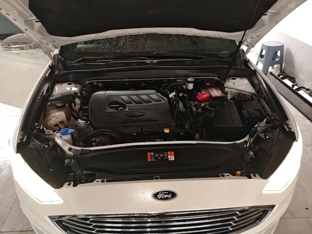 Фото 20 - Ford Mondeo