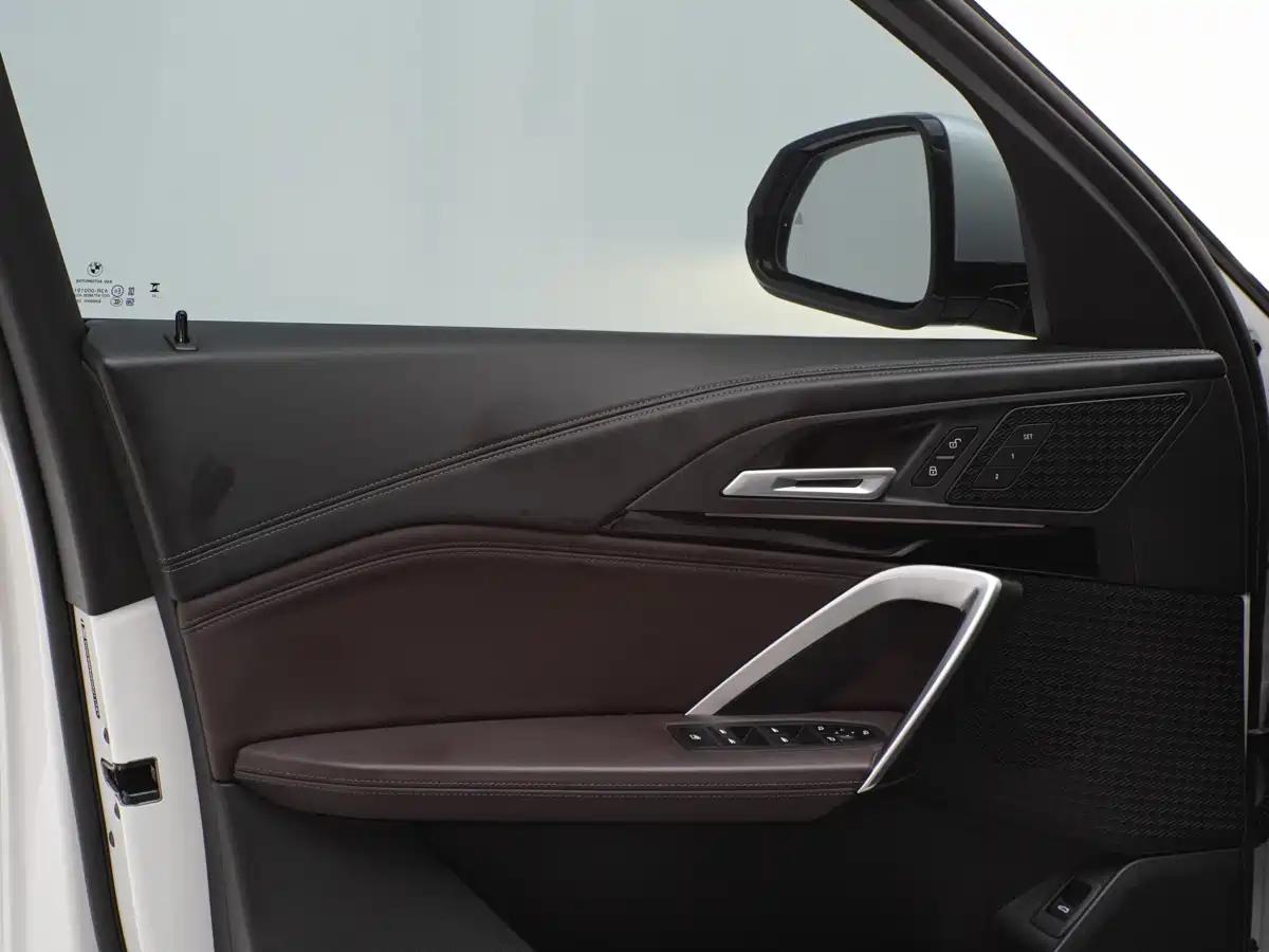 BMW X1 2023 sDrive20Li X Design Package фото 20