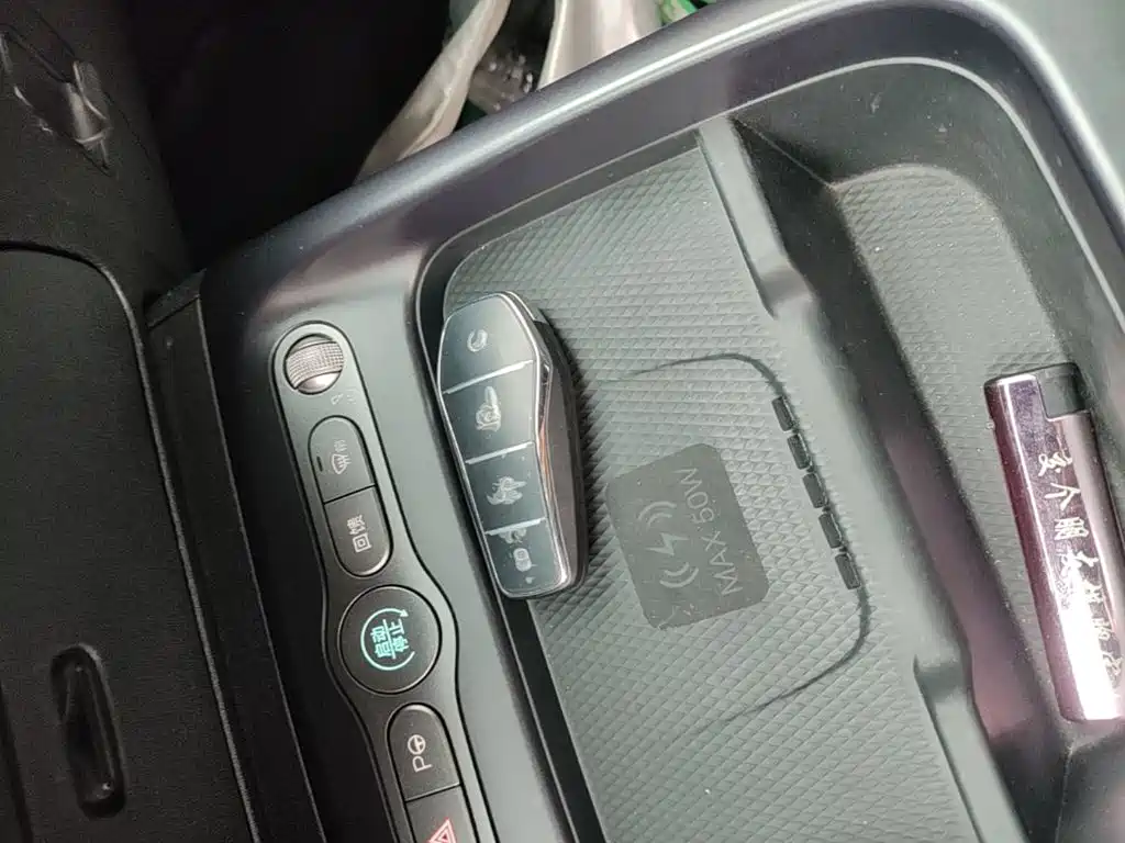 Фото 9 - BYD Dolphin