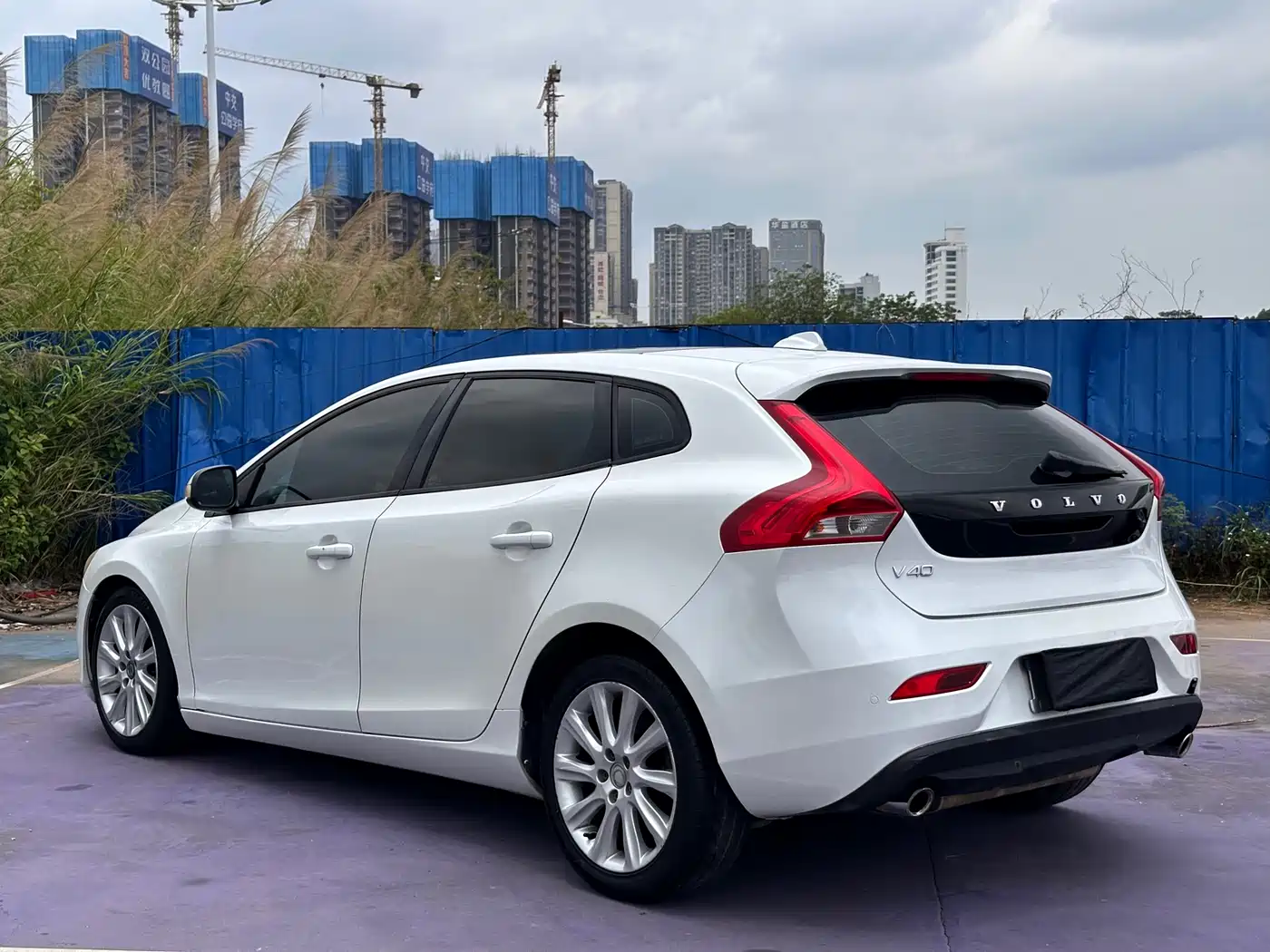 Фото 4 - Volvo V40