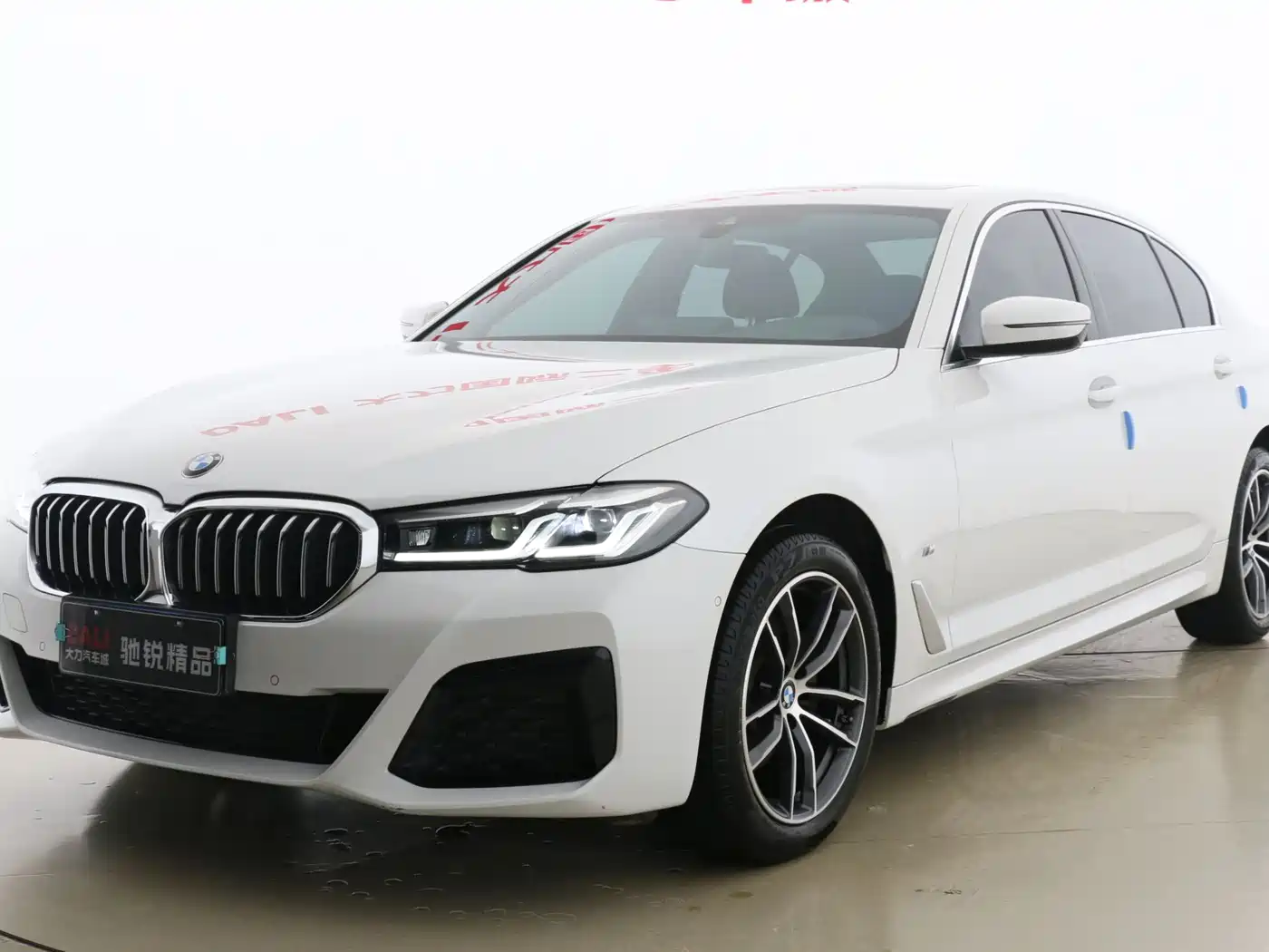 BMW 5 Series 2022 525Li M Sport Package