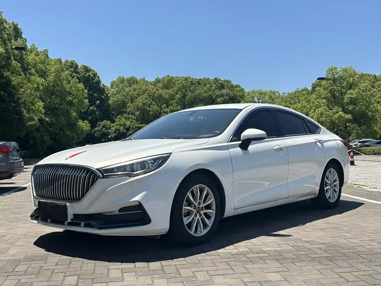 Hongqi H5 2019 30TD Style Edition