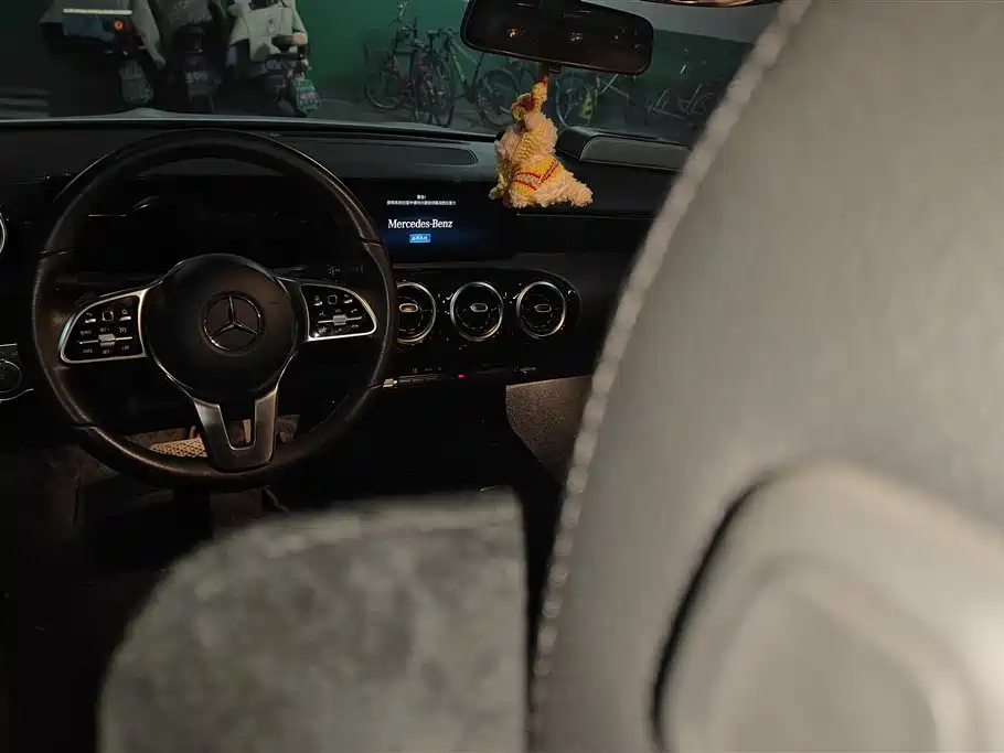 MERCEDES-BENZ A CLASS