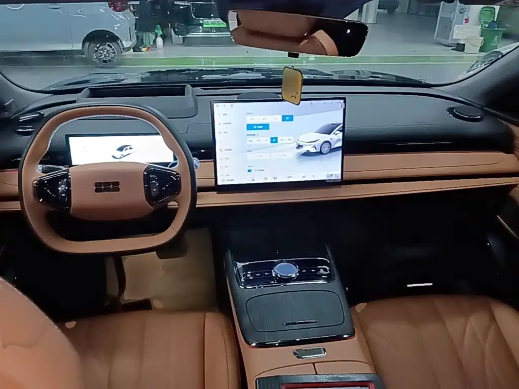 Geely Galaxy Galaxy Xingyao 8 2025 130km EM-P Starship Edition фото 10