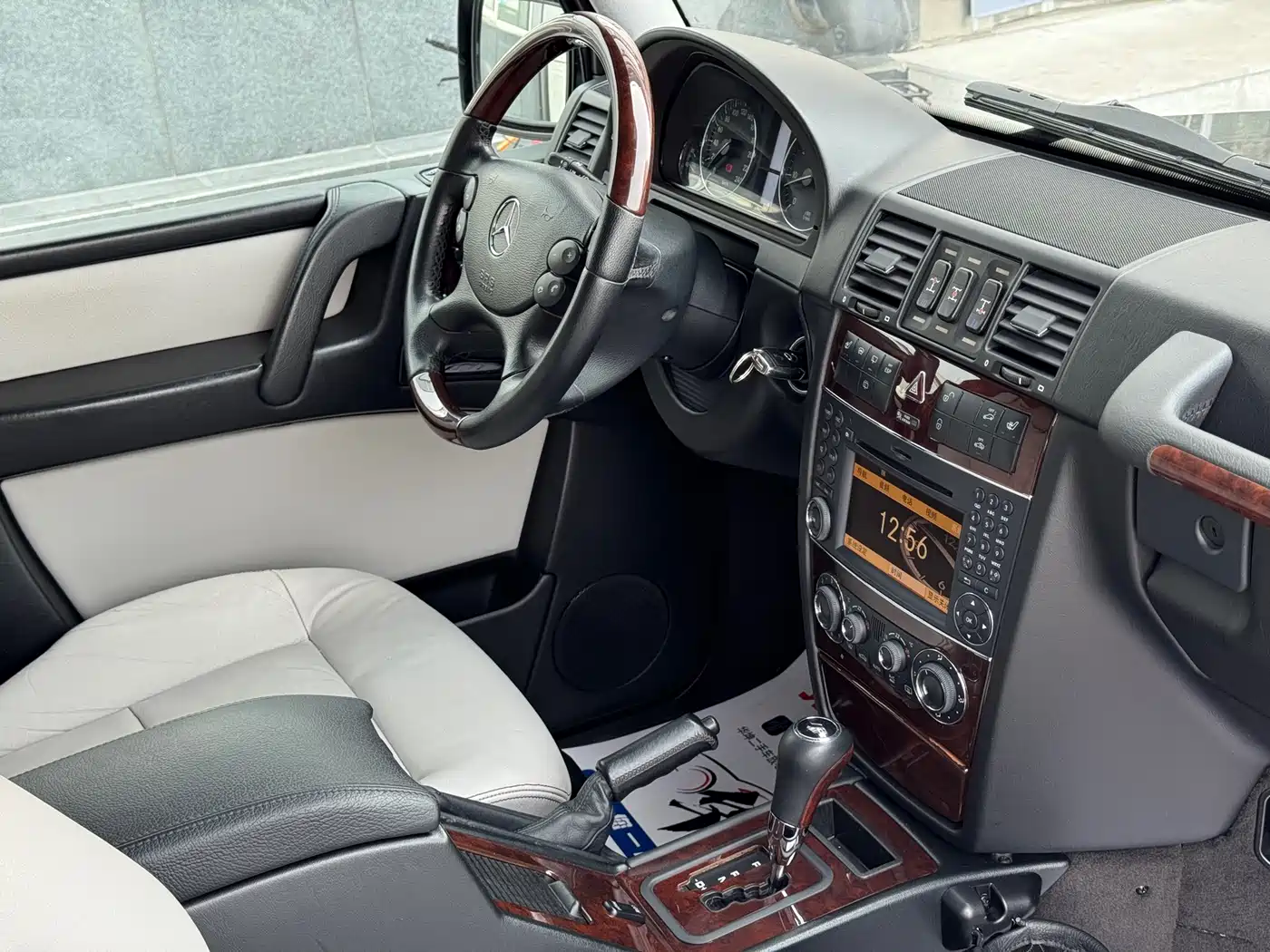 Mercedes-Benz G-Class 2010 G 500 фото 15