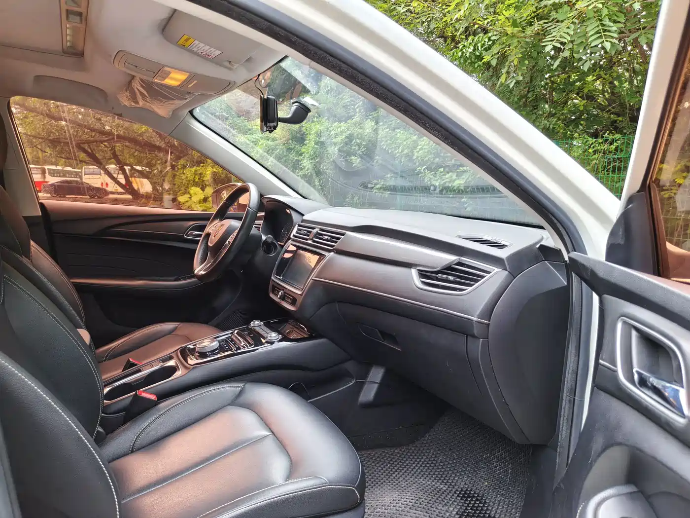 Roewe Ei5 2019 2019 Model Smart Connect Flagship Edition