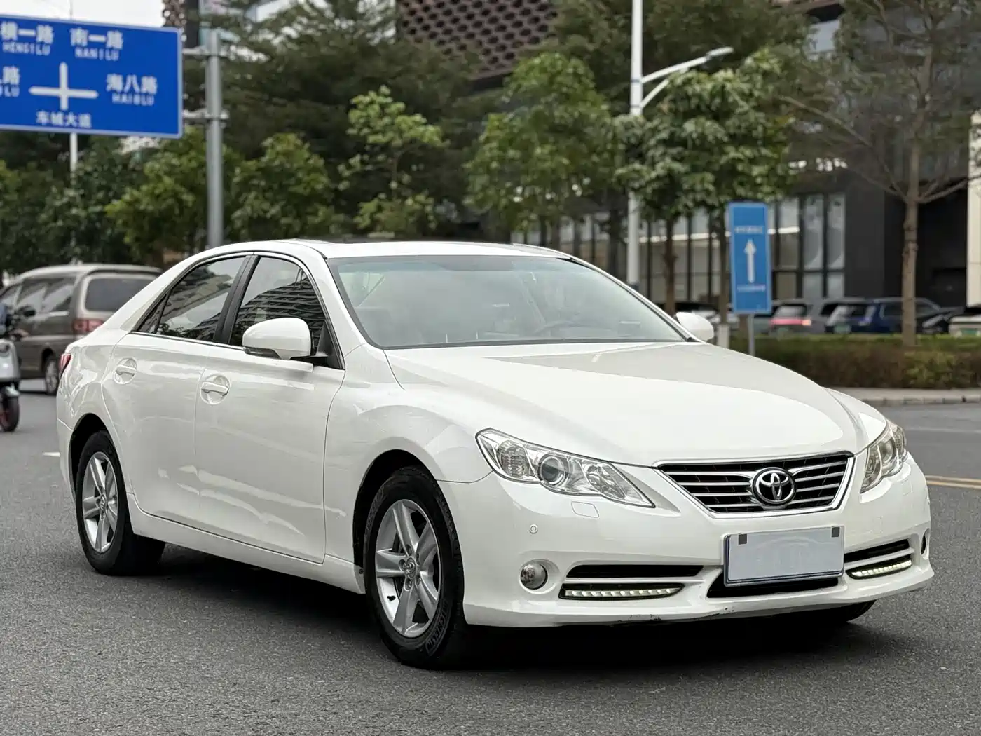 Toyota Reiz 2010 2.5V Elegance Elite Edition фото 3