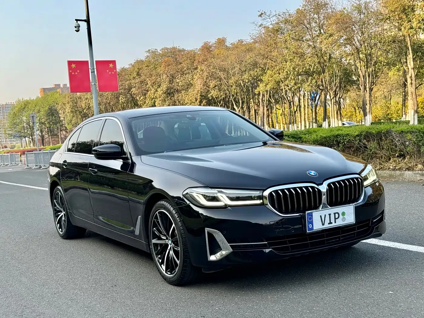 BMW 5 Series 2021 530Li Premium M Sport Package фото 2