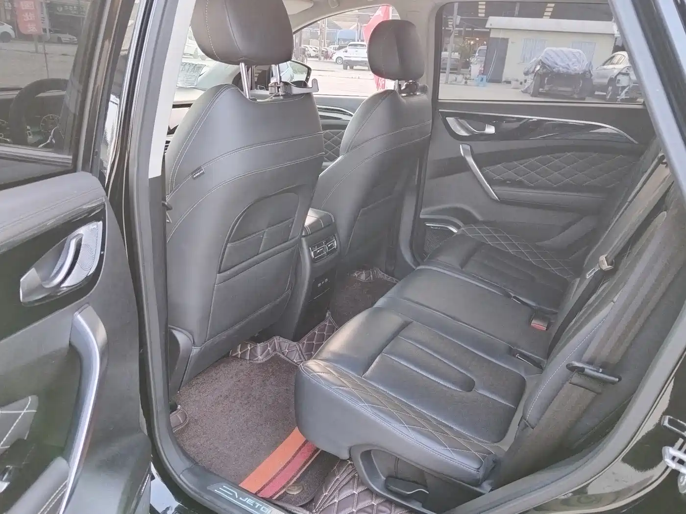 Jetour X95 2020 2020 1.6T DCT Conquest Pro 7-Seater