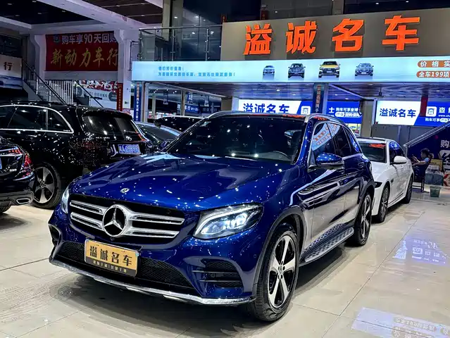 MERCEDES-BENZ GLC