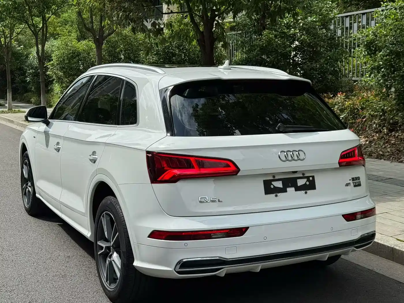 Audi Q5L 2020 45 TFSI Exclusive Fashion фото 8
