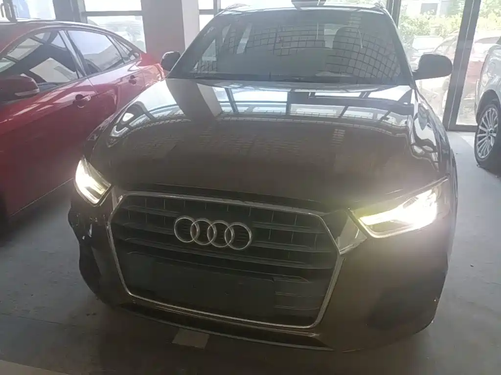 Фото 3 - Audi Q3
