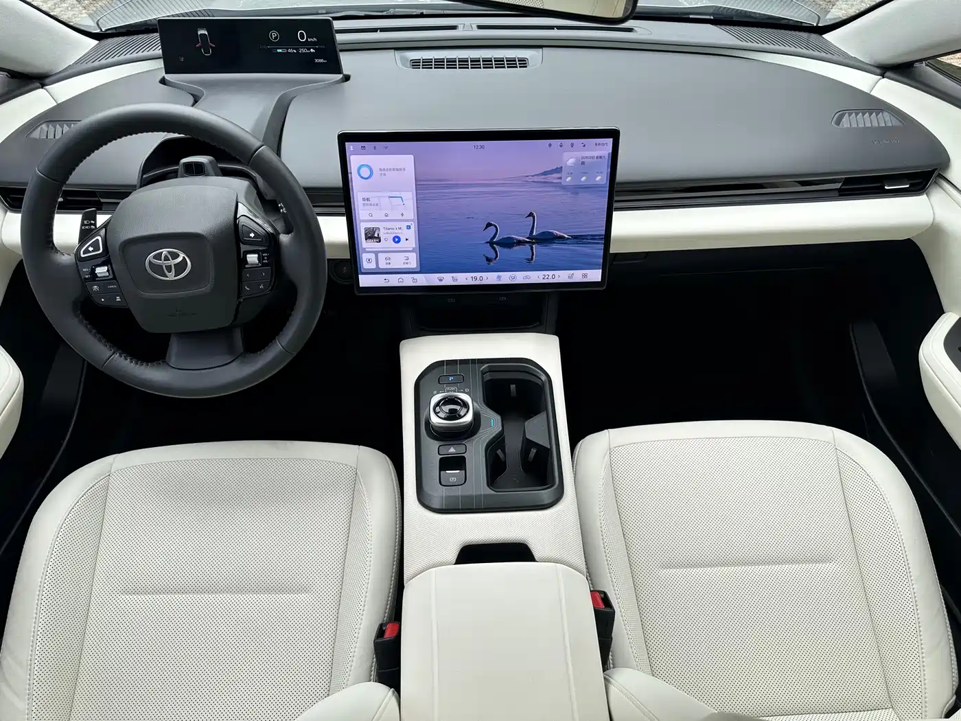 Toyota bZ5 2025 Model 550 PRO фото 29