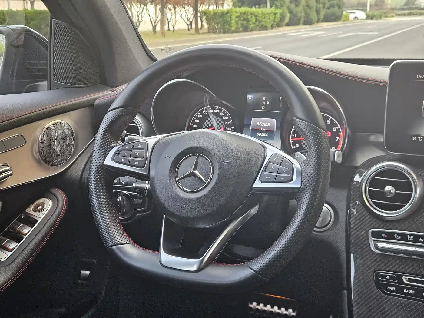 Mercedes-Benz GLC AMG 2017 AMG GLC 43 4MATIC фото 11