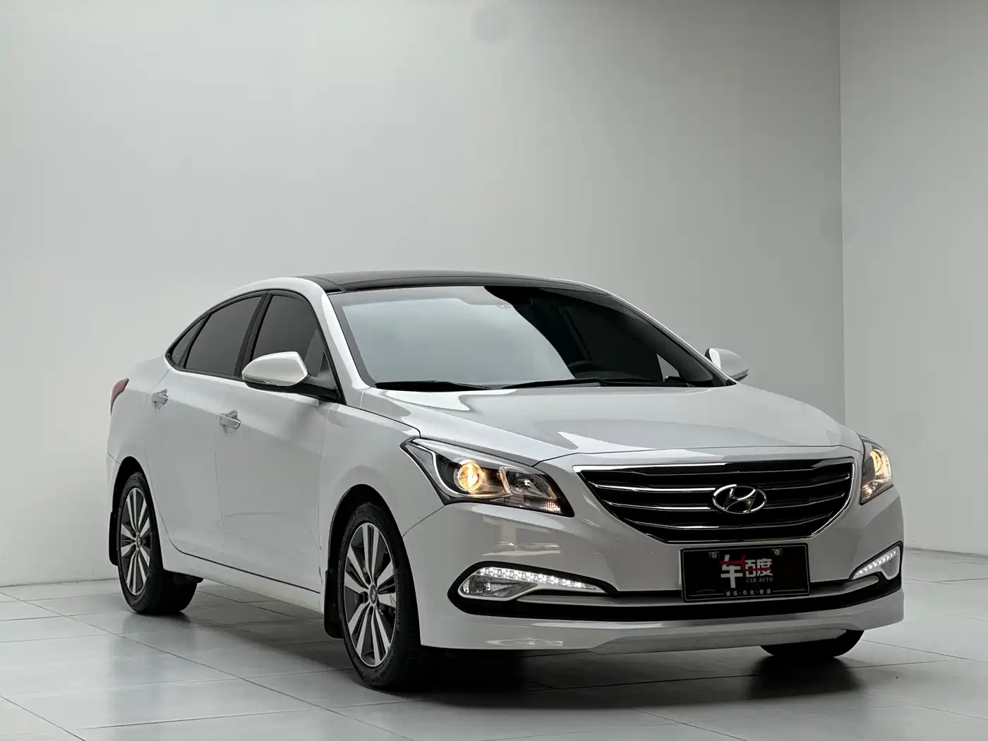 HYUNDAI NAME PICTURE