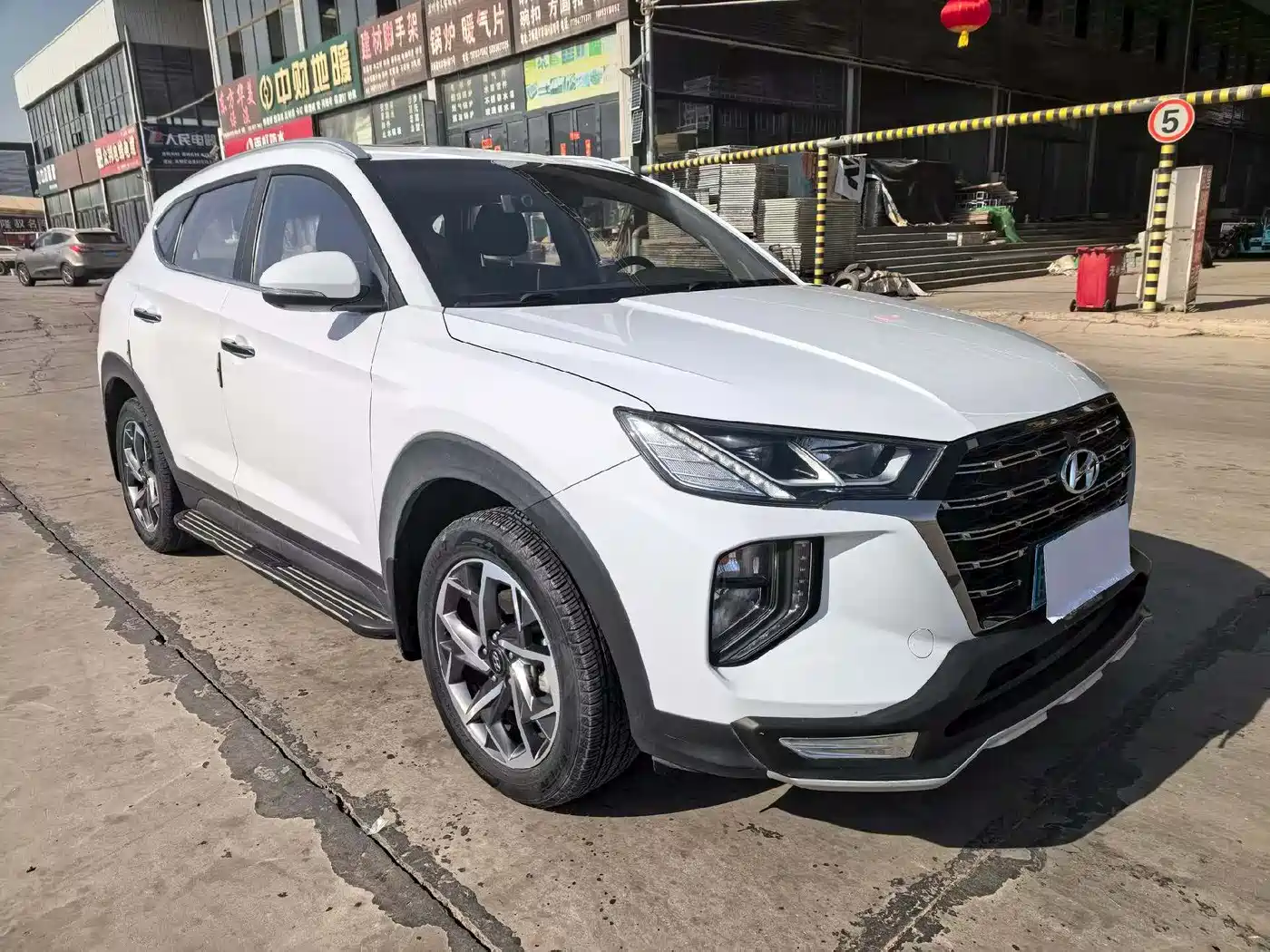 HYUNDAI TUCSON
