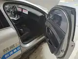 Фото 9 - Roewe D7