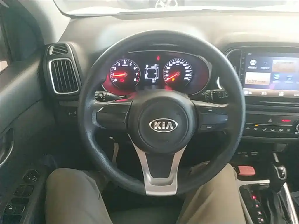 KIA KX3 PROUD RUN