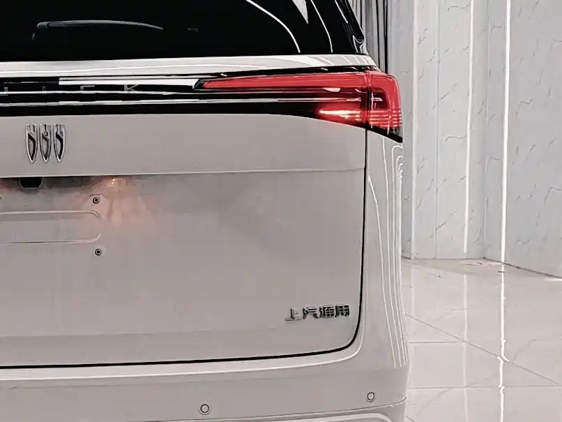 Buick GL8 New Energy 2025 Landprestige First Edition 7-Seater фото 6