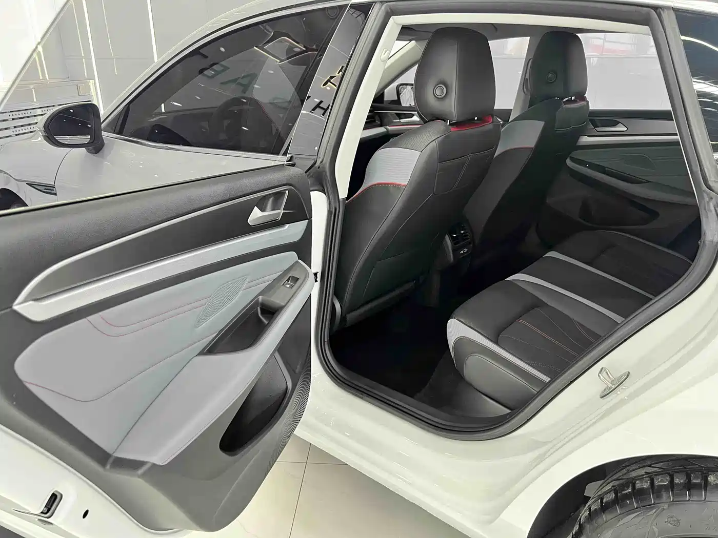 Volkswagen Lamando 2023 Lamando L 280TSI DSG Cool Edition фото 13