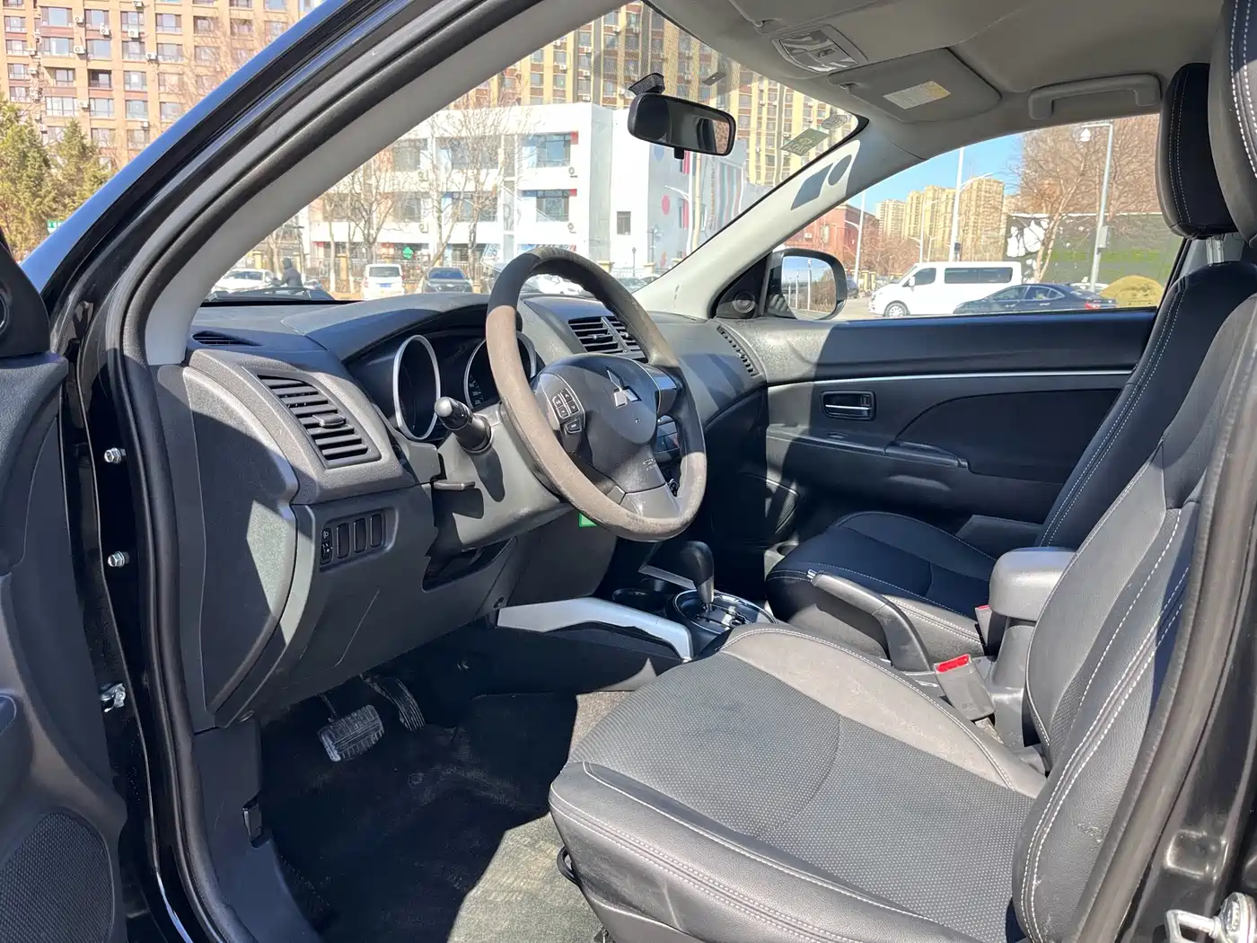 Mitsubishi ASX 2015 2.0L CVT 2WD Elite Edition фото 4