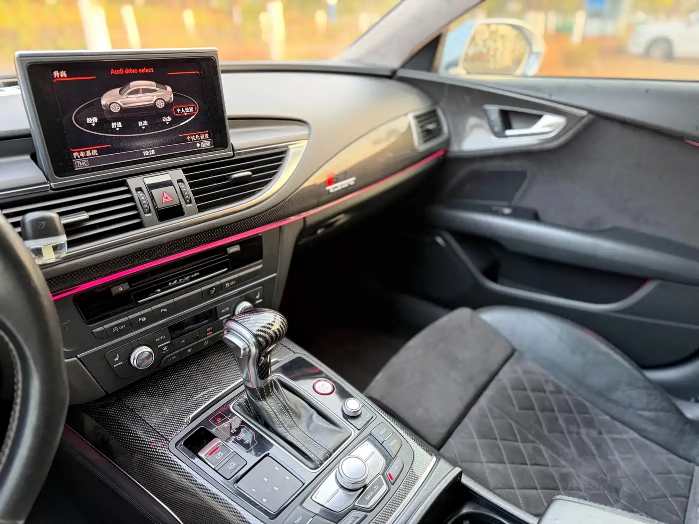 Audi S7 2013 4.0 TFSI quattro фото 6