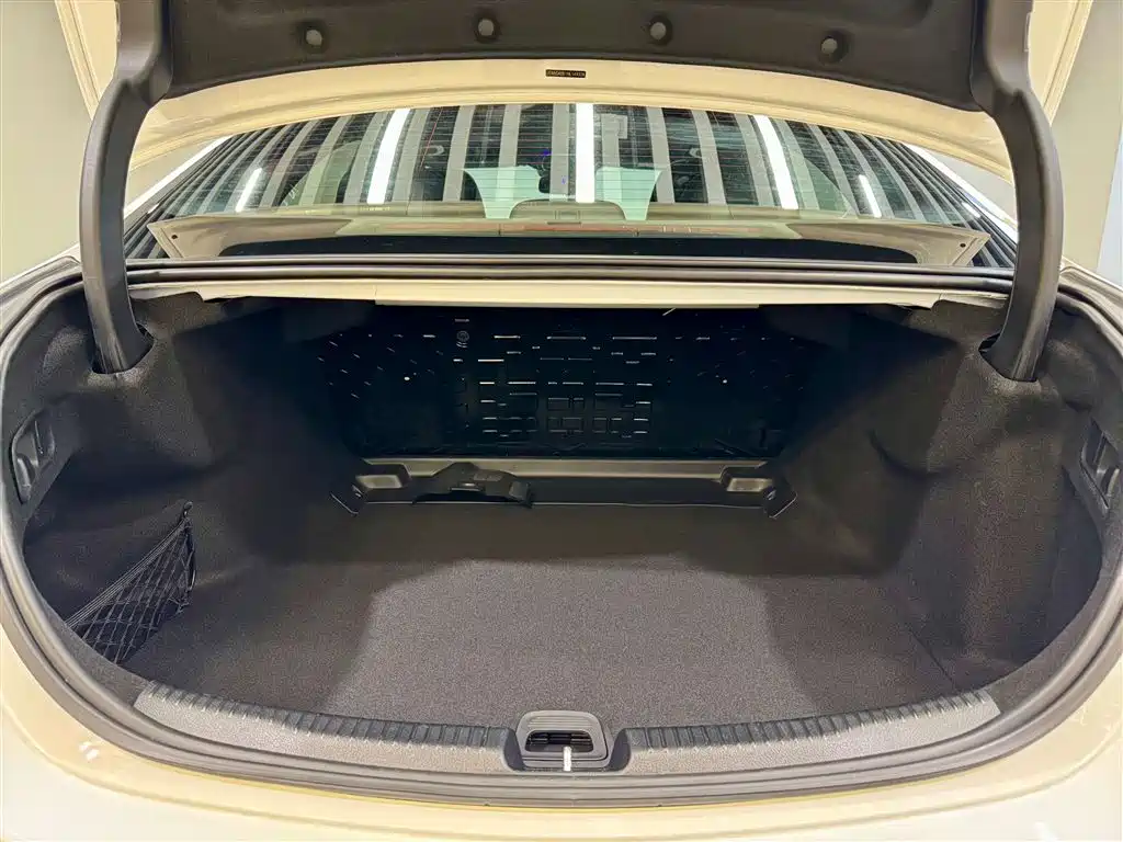 Mercedes-Benz C-Class 2022 C 200 L Sport Version фото 12