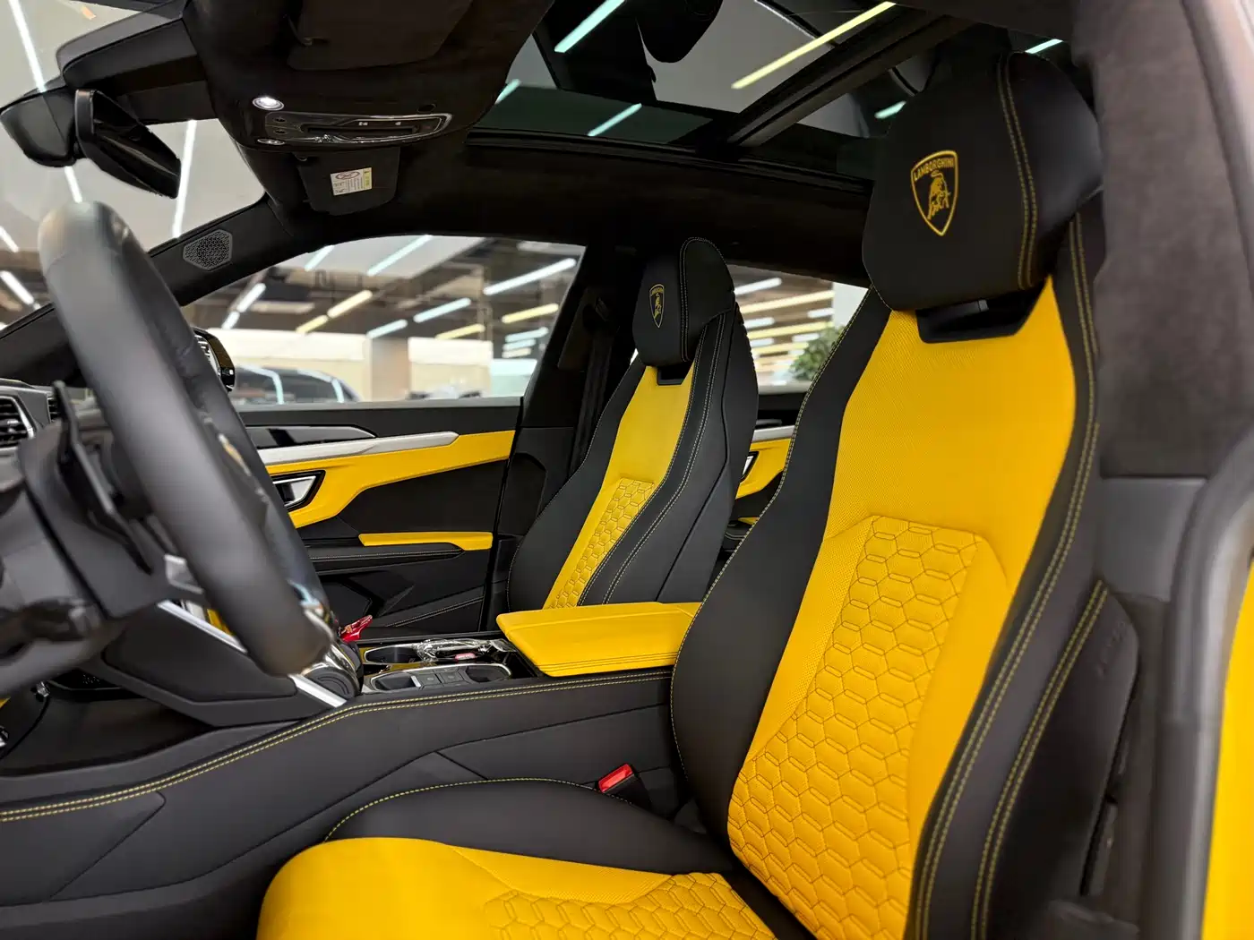 Lamborghini Urus 2021 4.0T V8 фото 9