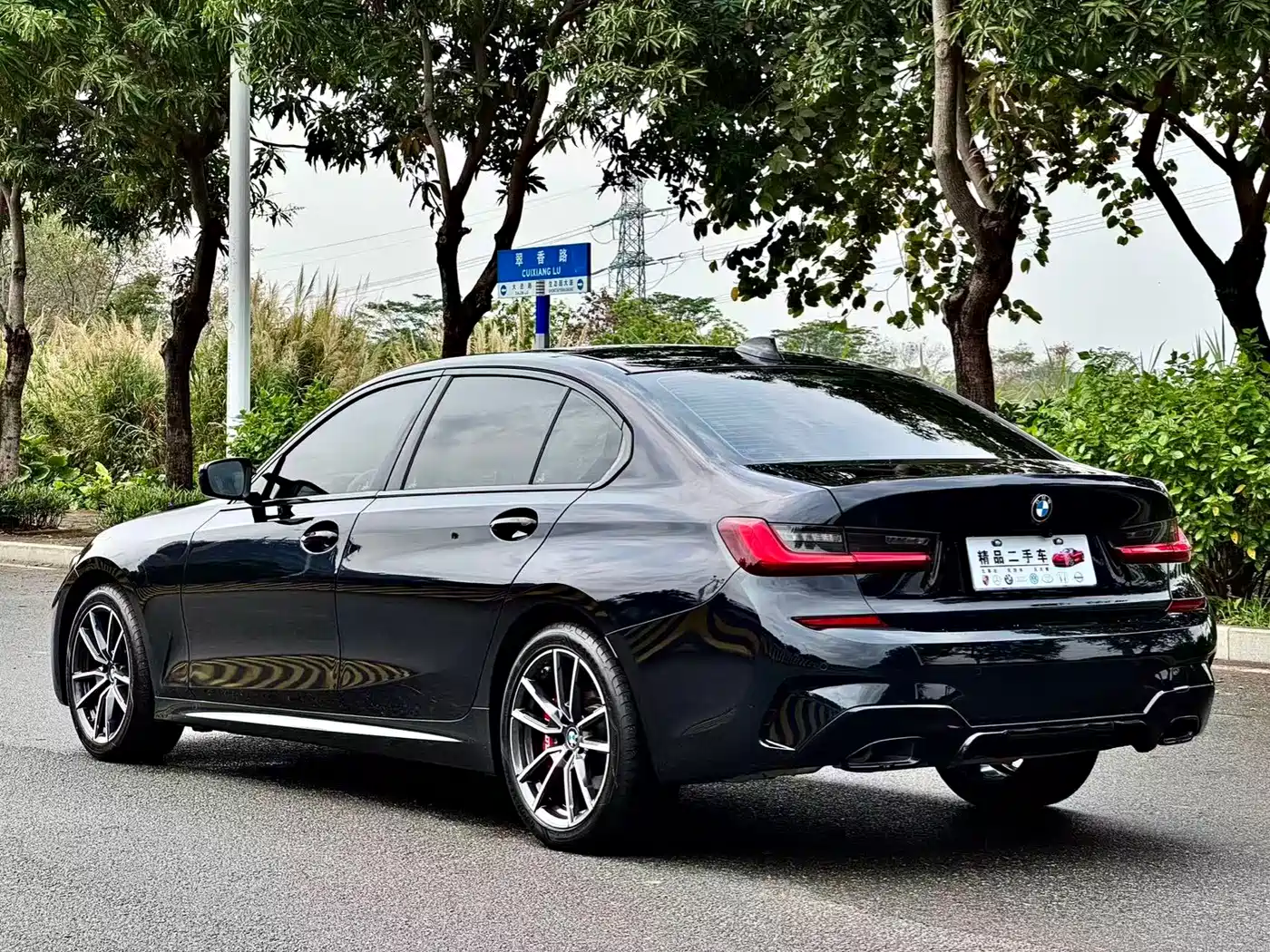 BMW 3 SERIES