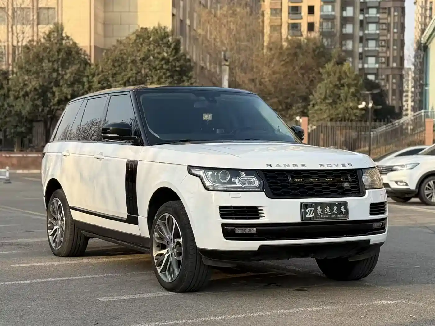 Land Rover Range Rover 2017 3.0 SC V6 Vogue фото 4