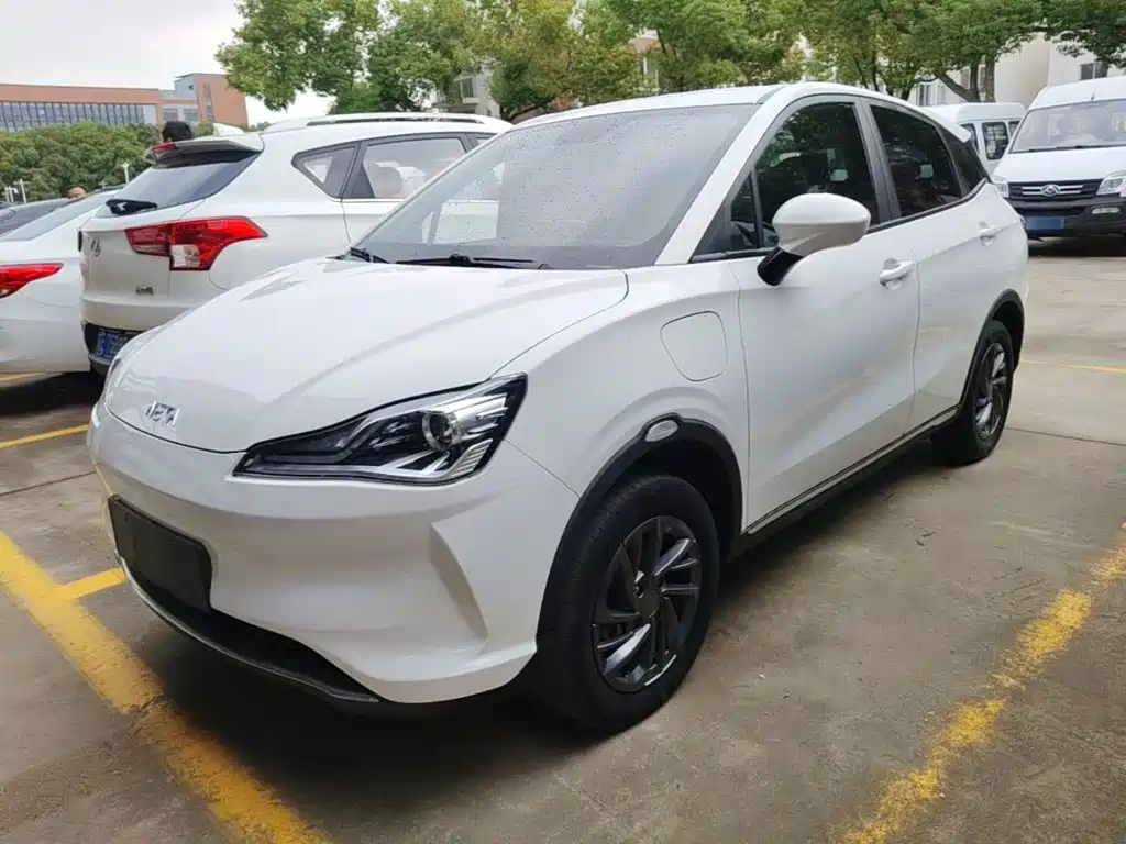 Фото 1 - Nezha Auto Nezha V