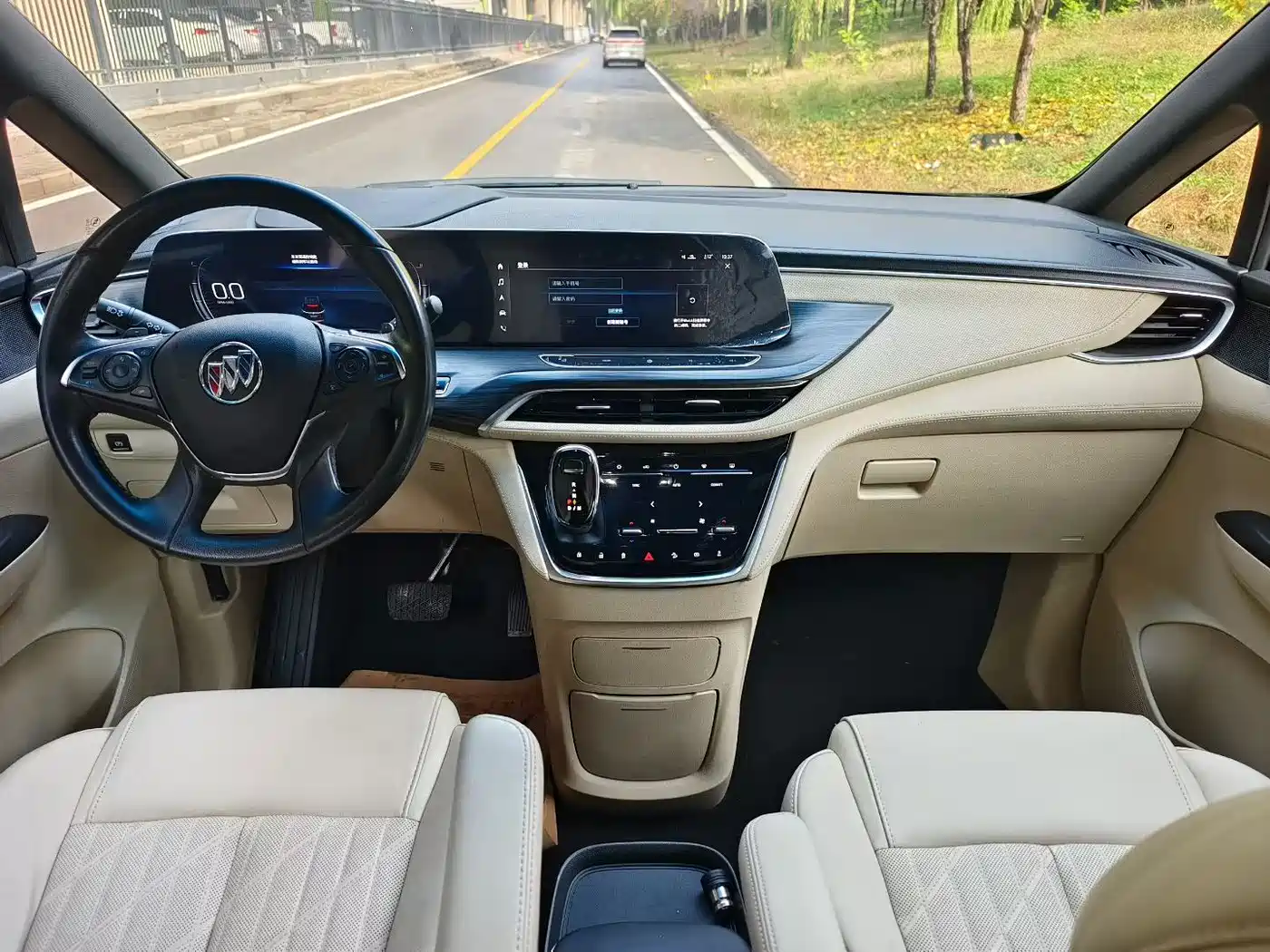 Buick GL8 2022 ES Landmark 653T Smart Luxury фото 4