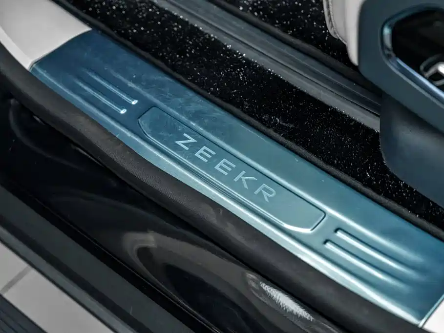 ZEEKR 9X 2026 2025 Model Standard