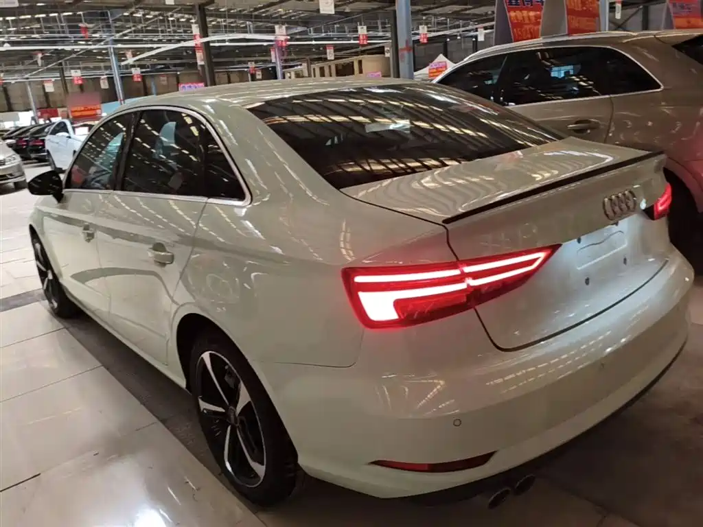 Audi A3 2017 Limousine 35 TFSI Progressive фото 5