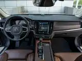 صورة 5 - Volvo V90