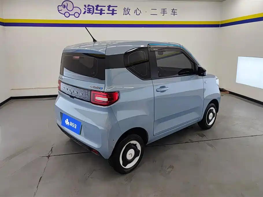 WULING AUTOMOBILE HONGGUANG MINIEV