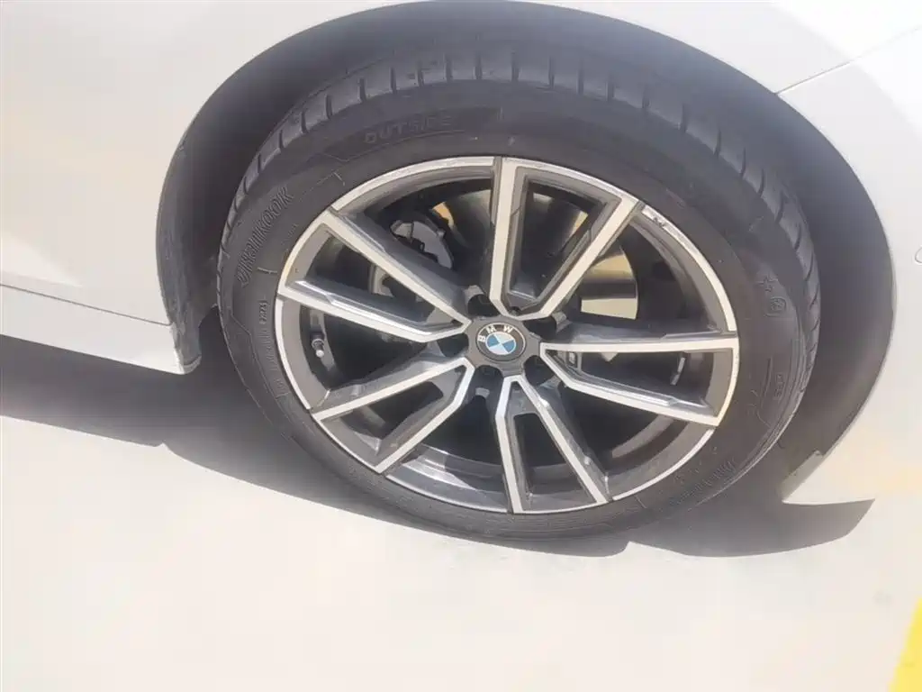 BMW 3 Series 2023 325Li M Sport Package фото 14