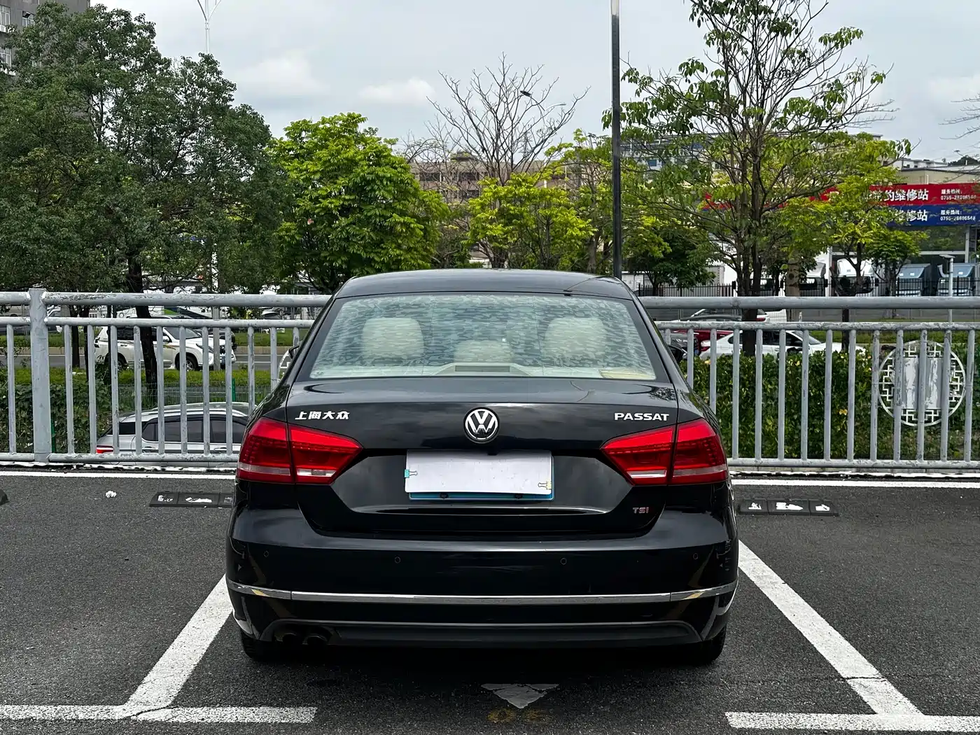 Volkswagen Passat 2013 1.8TSI DSG Zunrong фото 5