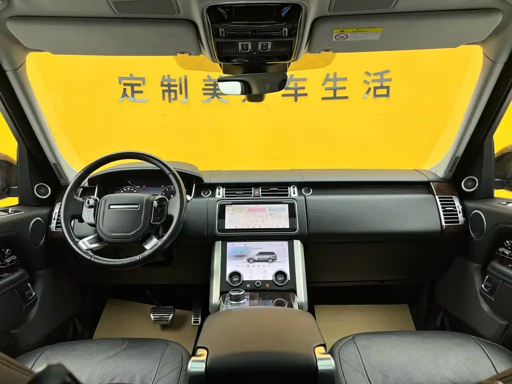 Фото 43 - Land Rover Range Rover