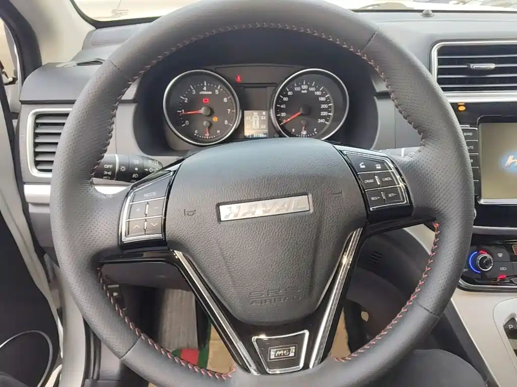Фото 11 - Haval M6
