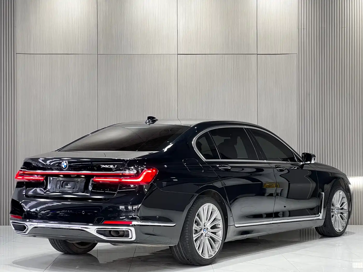 BMW 7 Series 2019 Facelift 740Li Leading Luxury Package фото 5