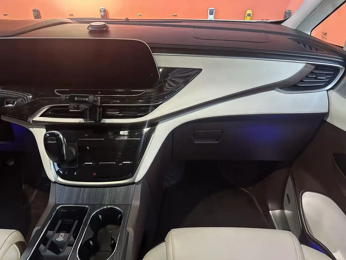 Buick GL8 2022 ES Landmark 653T Premium фото 4